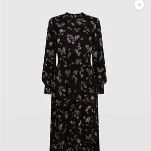 Chic Black Butterfly Print Maxi Dress